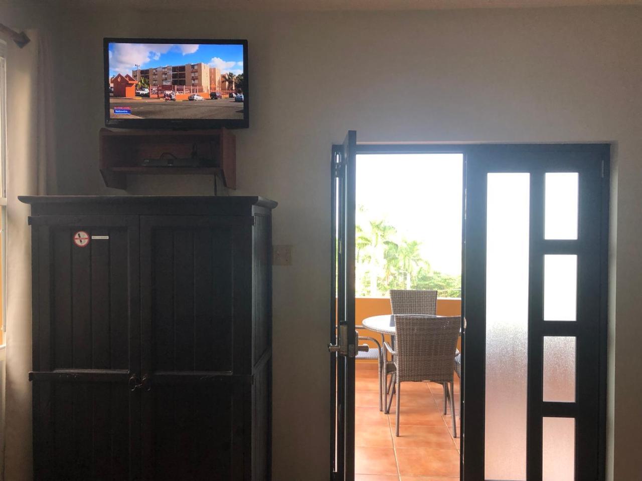 Las Palmas Inn รินกอน ภายนอก รูปภาพ