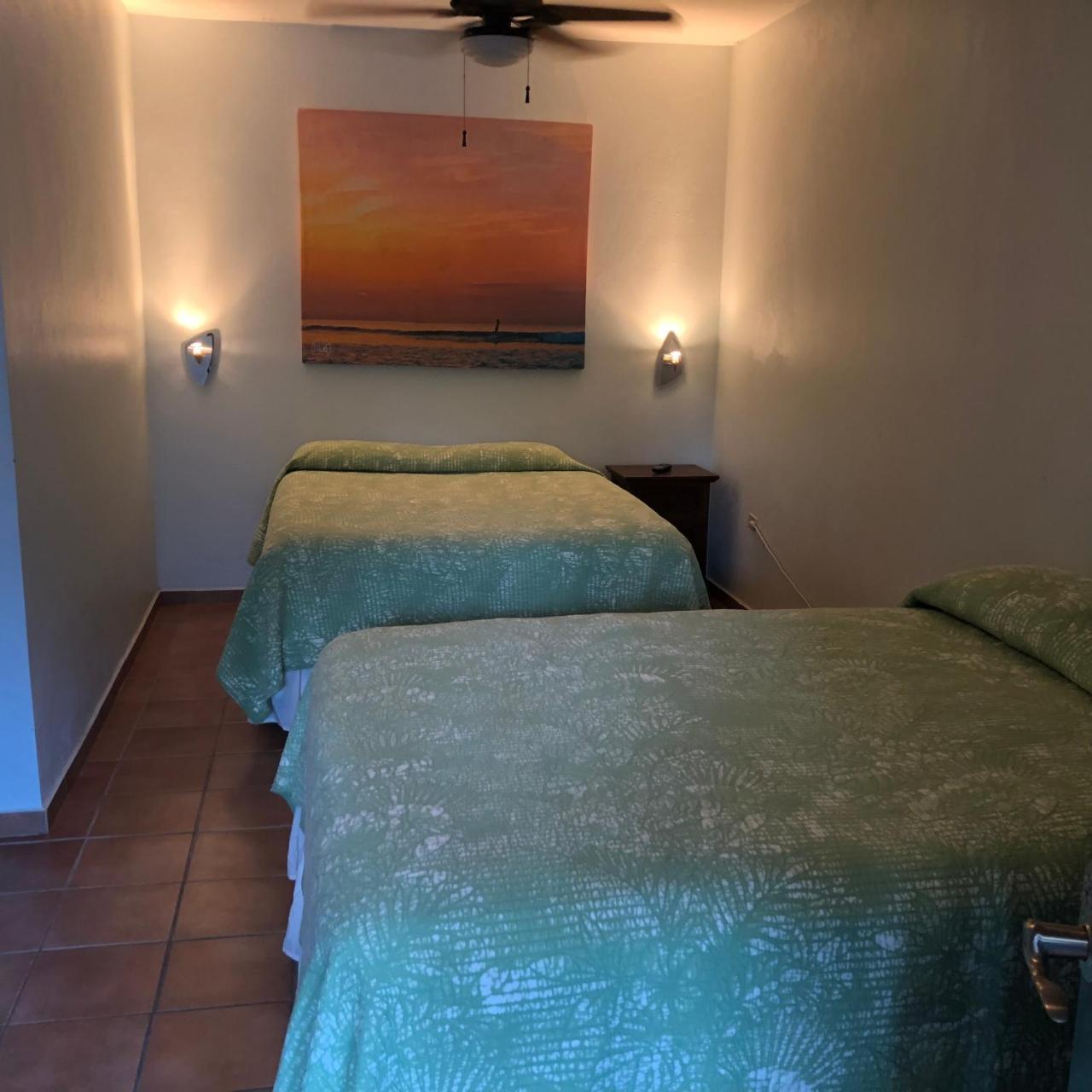 Las Palmas Inn รินกอน ภายนอก รูปภาพ